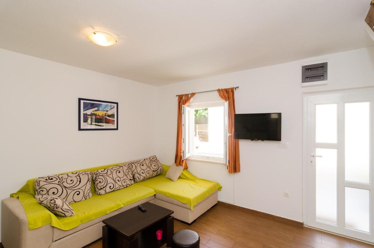Holiday Home Jasenka Trstenik Luaran gambar